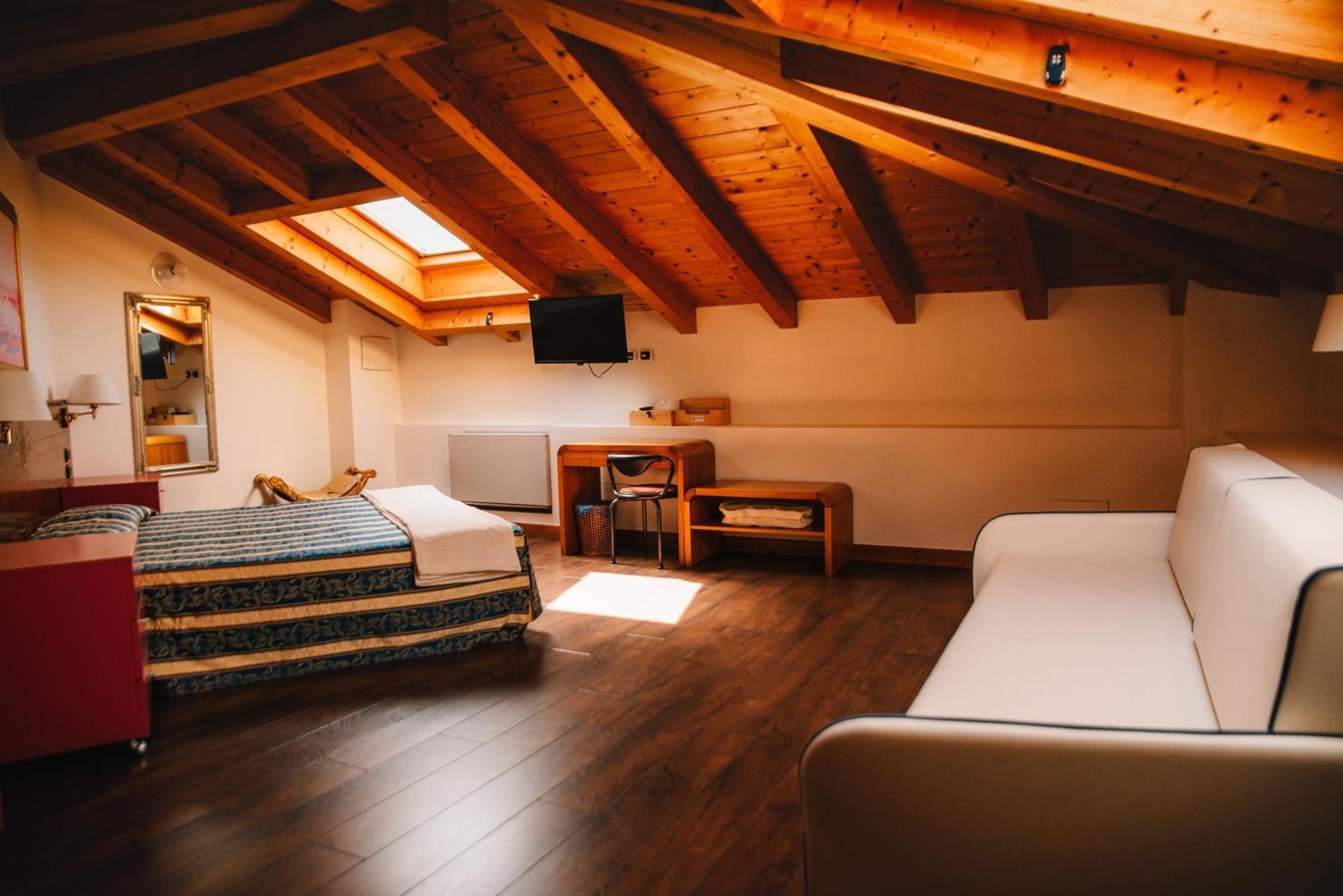 Arciduca Charming House Room & Breakfast 아르코 외부 사진